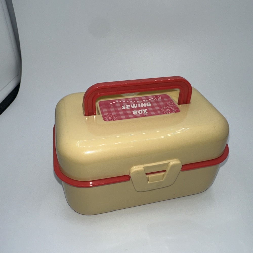 1993 Singer Sewing Box RARE Kids Excellent Condition Accessories Included